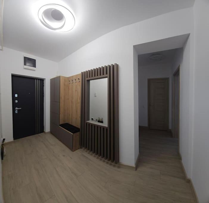 Ewa Green Towers Питешти Экстерьер фото
