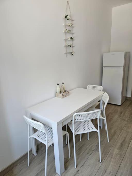 Ewa Green Towers Питешти Экстерьер фото